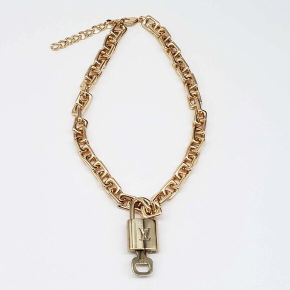 Authentic Louis Vuitton Lock & Key with Unbranded Gold Plated Chain Necklace - Picture 5 of 9